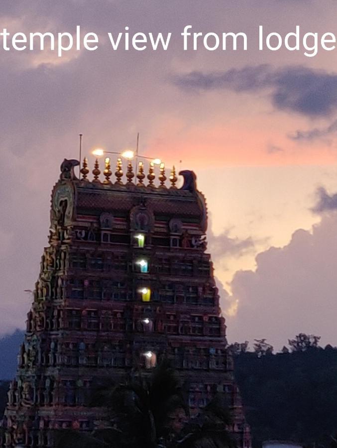 Shreepoorna Lodge Sringeri Bagian luar foto